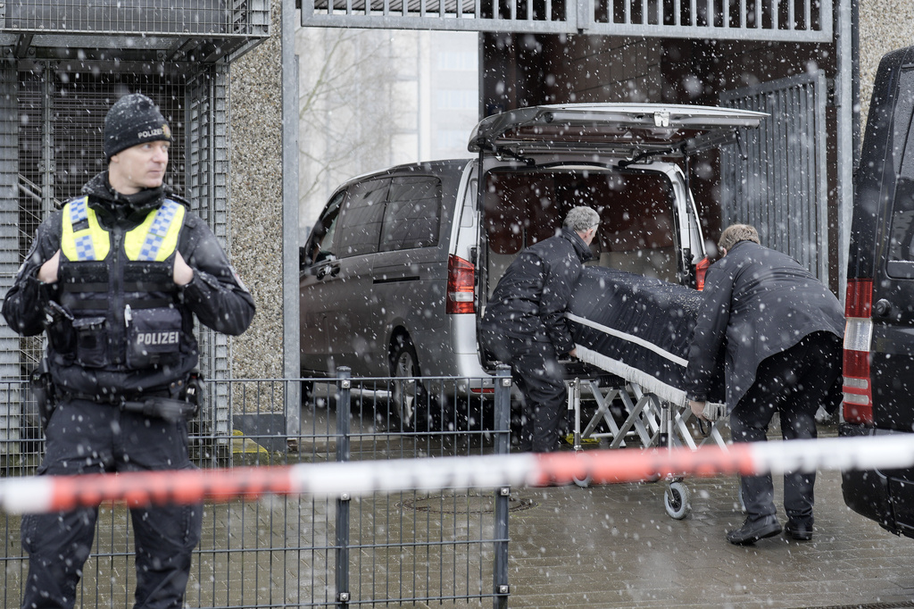 German gunman kills 6 at Hamburg Jehovah's Witness hall